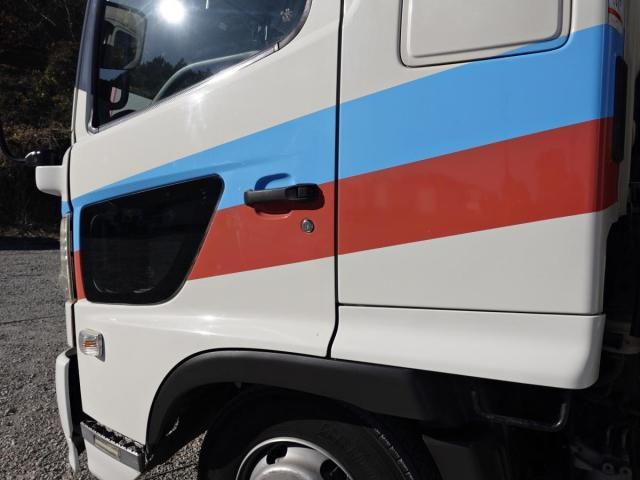 Hino RANGER 2016-12 2385992-9