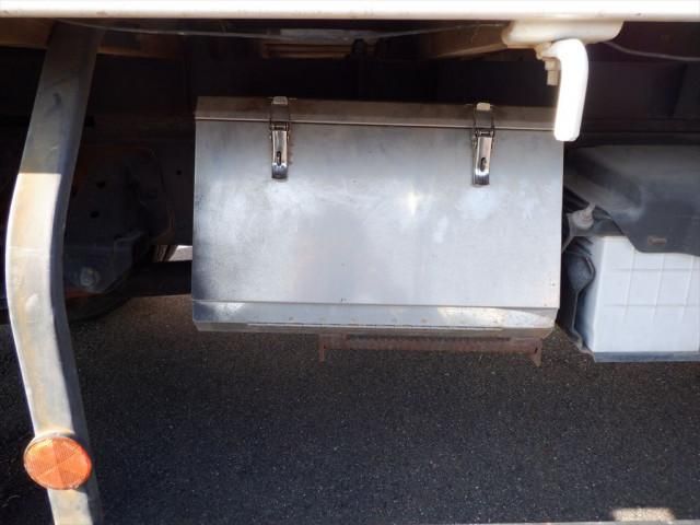 Hino RANGER 2019-06 2385977-14