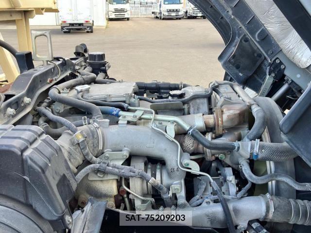 Hino RANGER 2016-12 2487796-17
