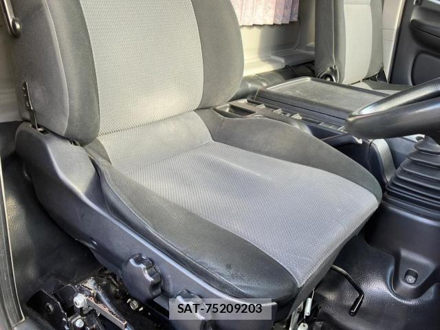 Hino RANGER 2016-12 2487796-18