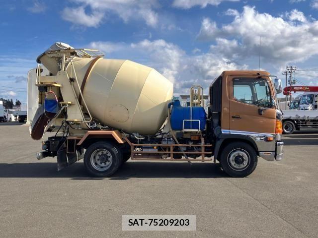 Hino RANGER 2016-12 2487796-5