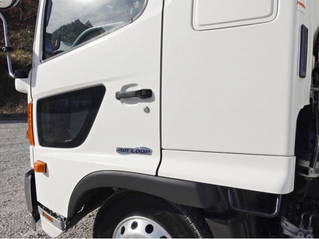 Hino RANGER 2017-09 2709628-13