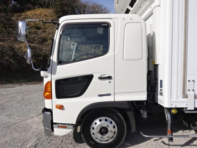 Hino RANGER 2017-09 2709628-14