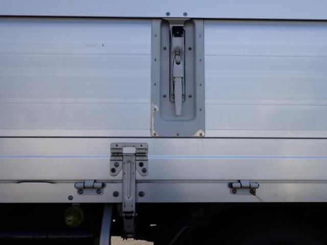 Hino RANGER 2013-02 3000851-14