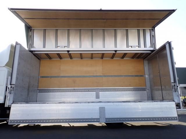 Hino RANGER 2013-02 3000851-17