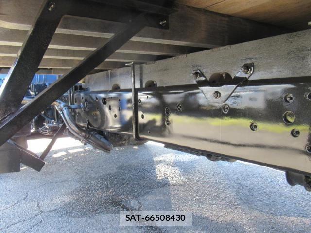 Hino RANGER 2014-09 3067811-15