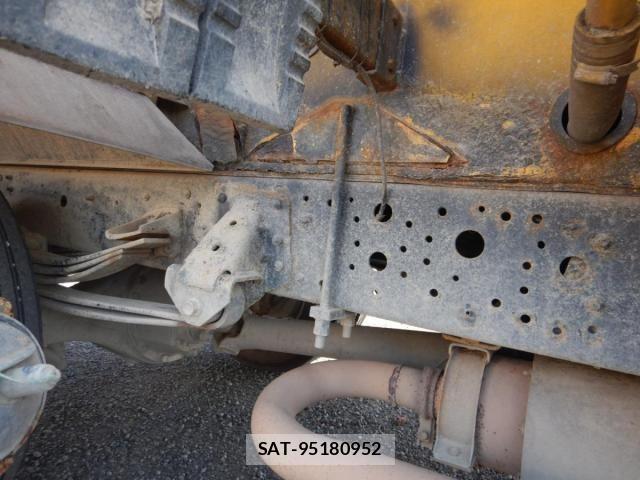 Hino RANGER 2008-09 3067816-10
