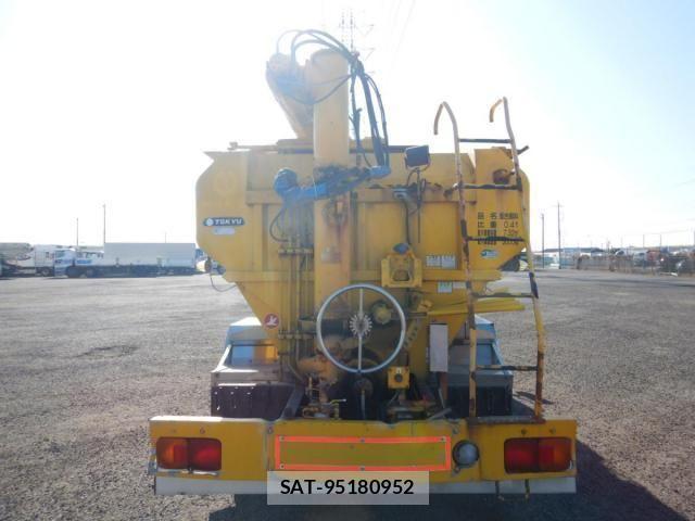 Hino RANGER 2008-09 3067816-4