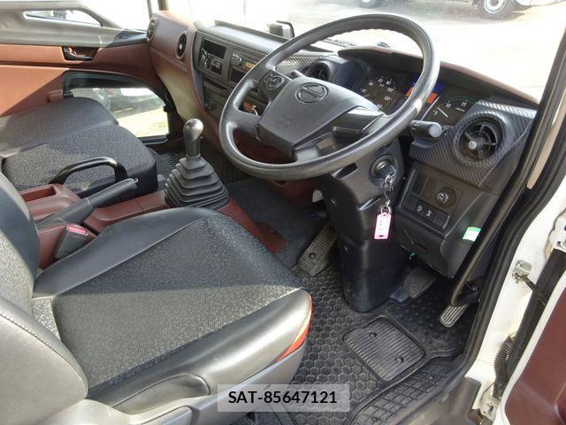 Hino RANGER 2022-03 3384775-16