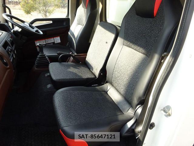 Hino RANGER 2022-03 3384775-17