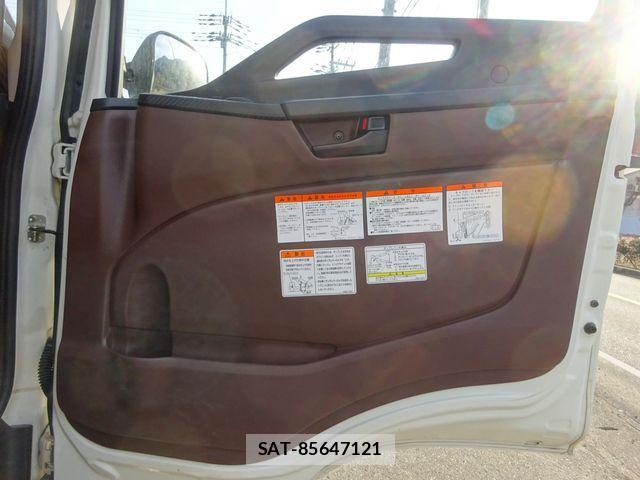 Hino RANGER 2022-03 3384775-19
