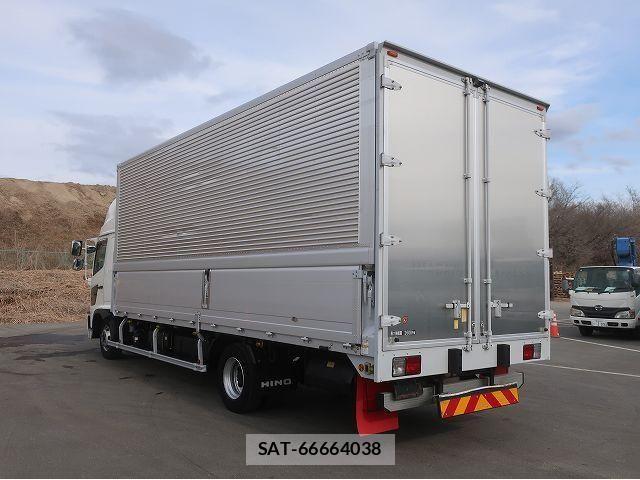 Hino RANGER 2021-08 3384777-3