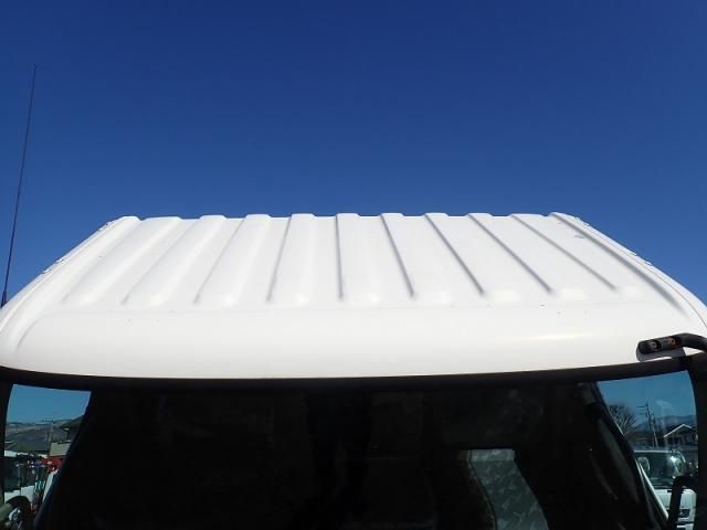 Hino RANGER 2013-04 3356798-23
