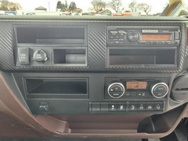 Hino RANGER 2024-08 3681408-25