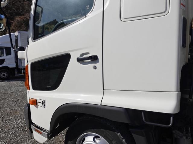 Hino RANGER 2013-01 3681466-12
