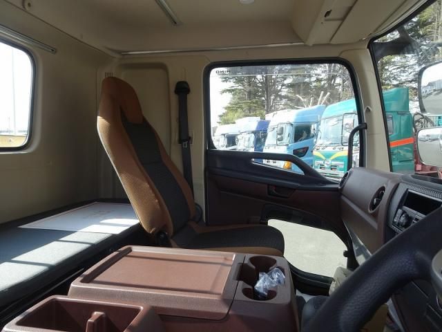 Hino RANGER 2025-07 3758614-13