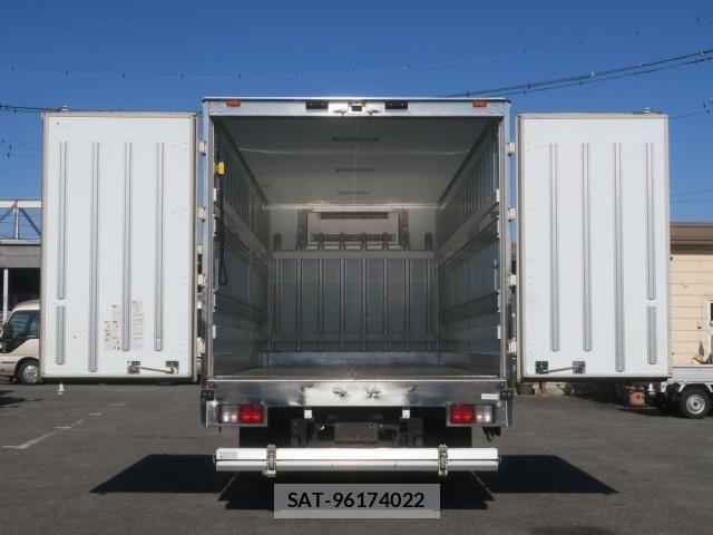 Hino RANGER 2021-05 4111218-7