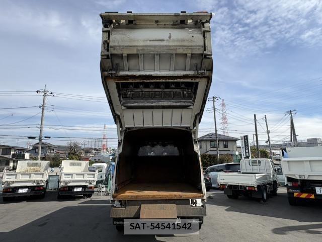 Hino RANGER 2016-04 4140560-13