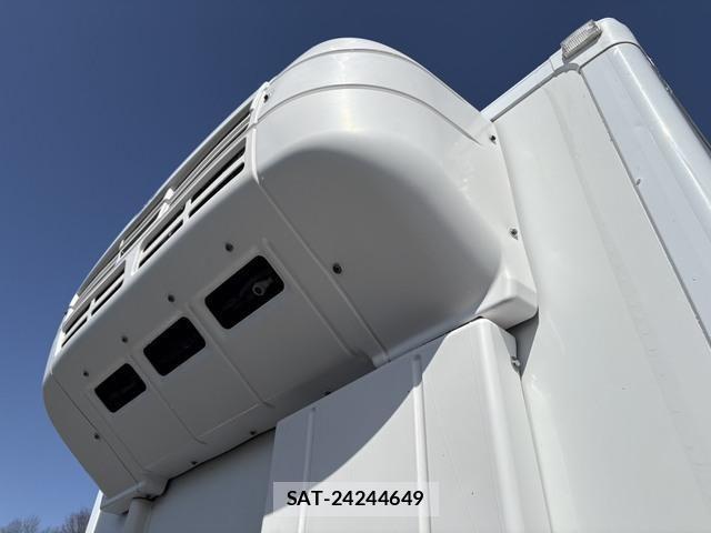 Hino RANGER 2016-05 4372557-12