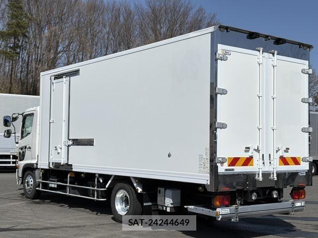 Hino RANGER 2016-05 4372557-5