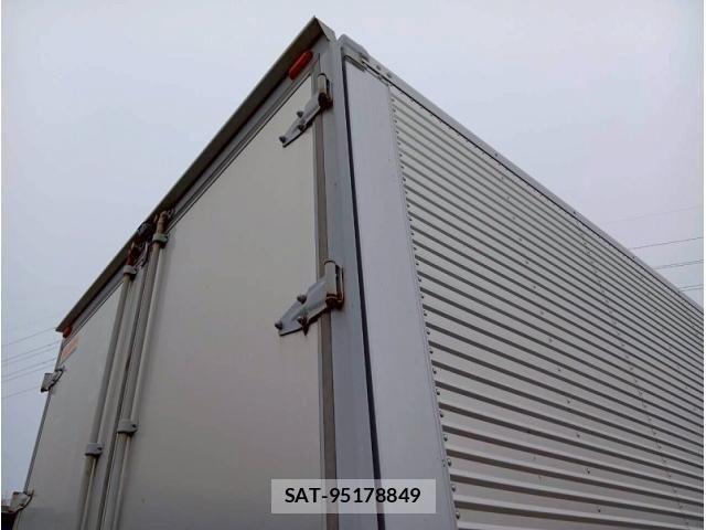 Hino RANGER 2020-04 4372549-13