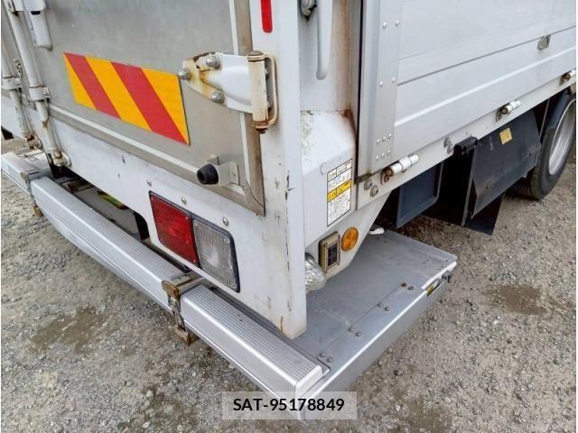 Hino RANGER 2020-04 4372549-15
