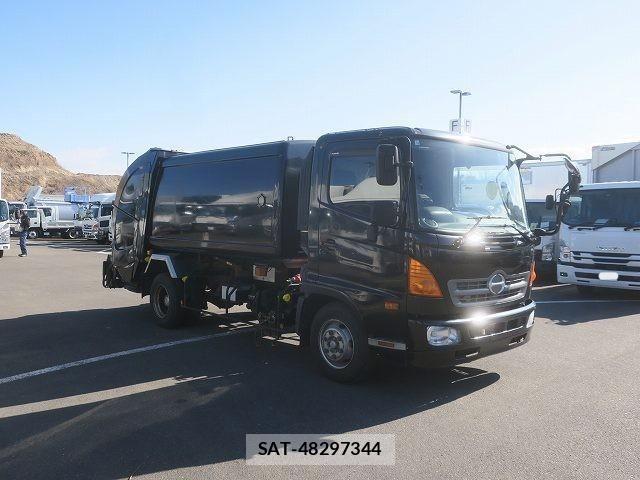 Hino RANGER 2014-10 4423525-1