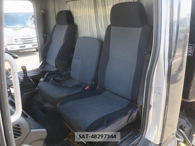 Hino RANGER 2014-10 4423525-22