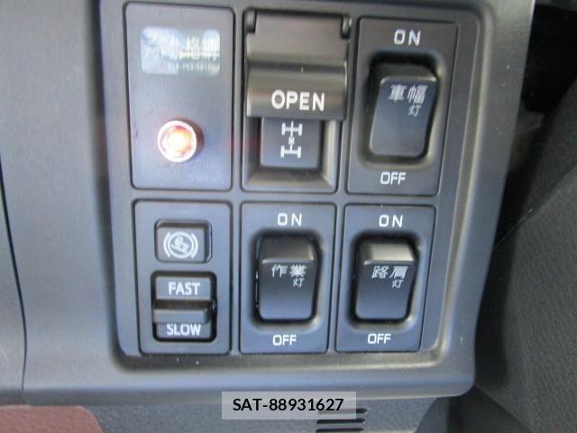 Hino RANGER 2025-08 4423491-11