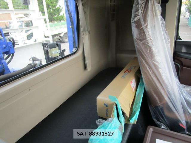 Hino RANGER 2025-08 4423491-17