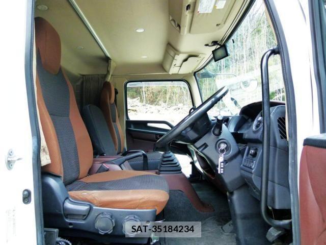 Hino RANGER 2021-10 4423520-26