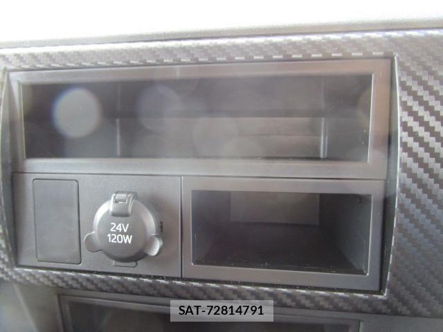 Hino RANGER 2025-08 4423493-15