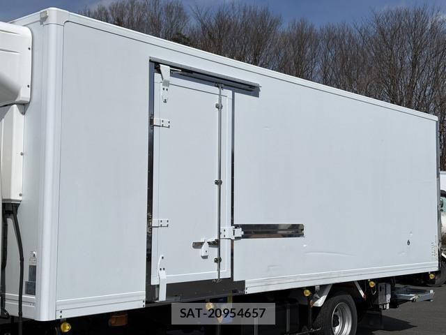 Hino RANGER 2015-10 4640629-9