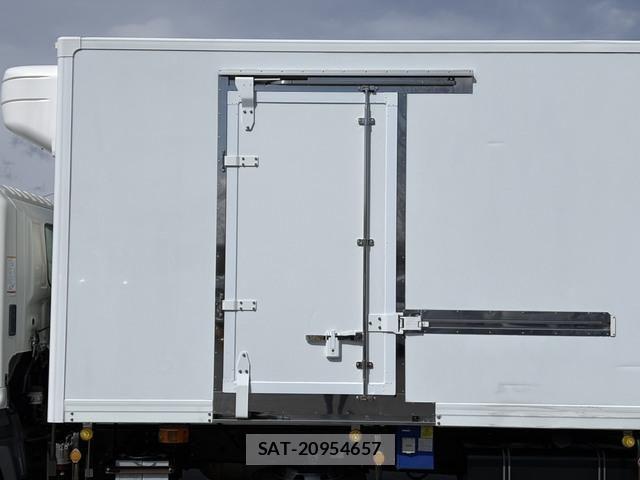 Hino RANGER 2015-10 4640629-10