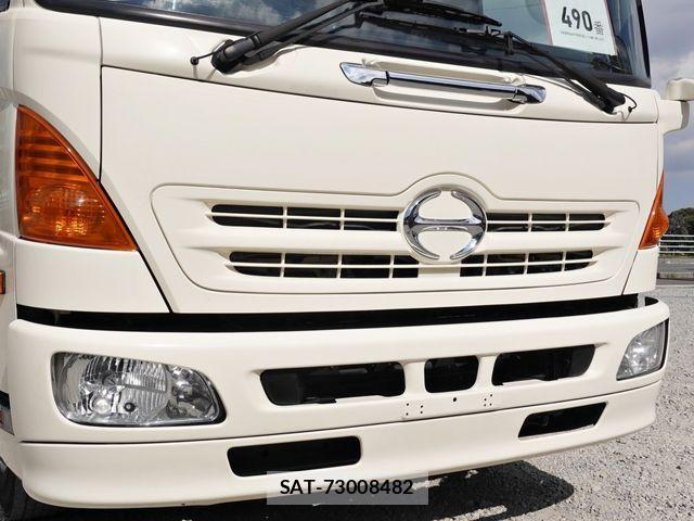 Hino RANGER 2013-10 4640638-3