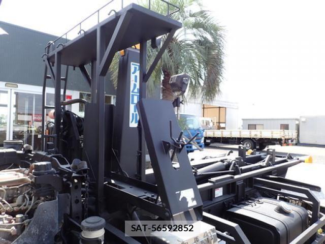 Hino RANGER 2012-03 4757295-17