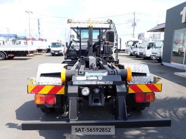Hino RANGER 2012-03 4757295-5