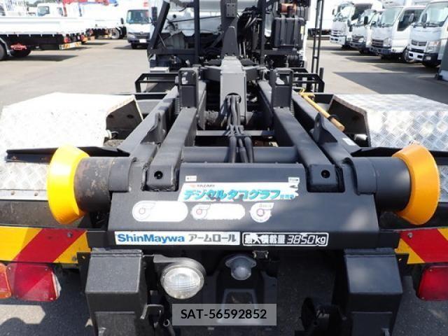 Hino RANGER 2012-03 4757295-8