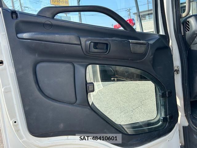 Hino RANGER 2016-01 4757288-27