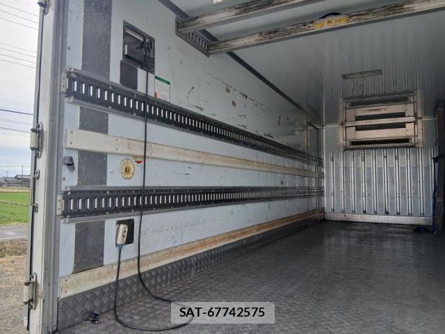 Hino RANGER 2014-01 4979448-22