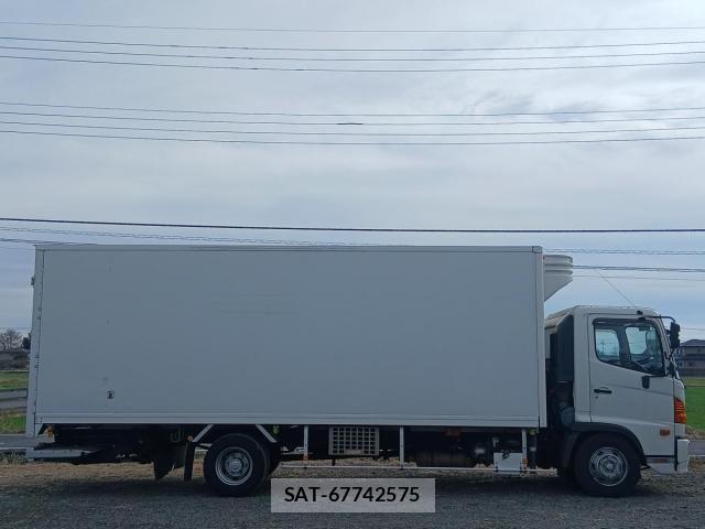 Hino RANGER 2014-01 4979448-3