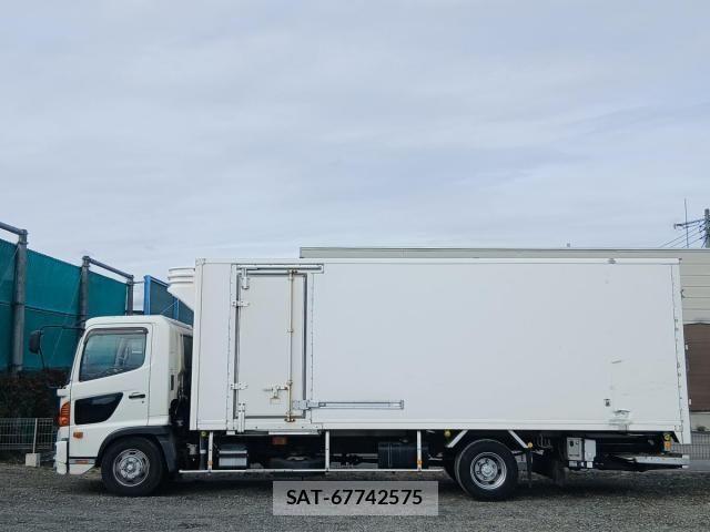 Hino RANGER 2014-01 4979448-7