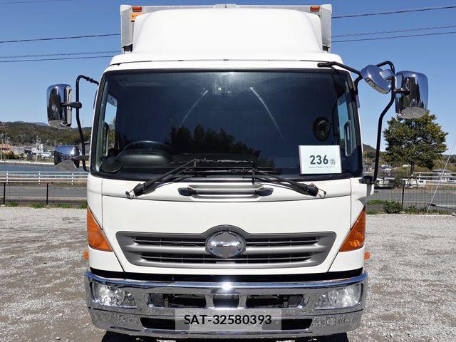 Hino RANGER 2014-03 4979396-1