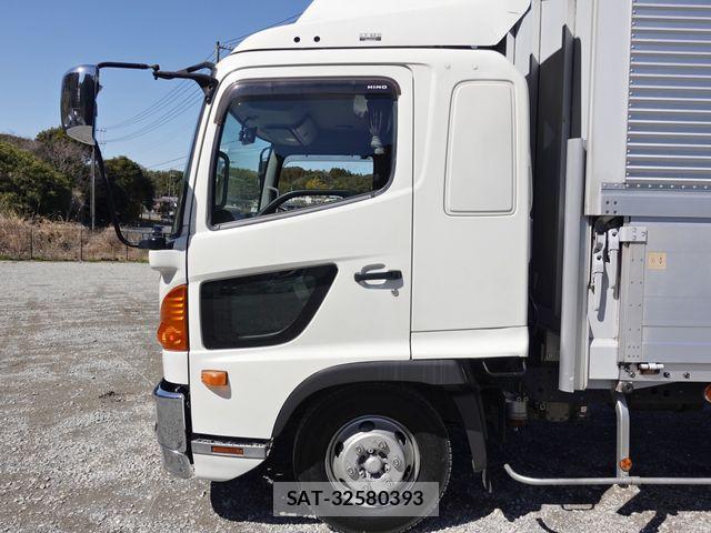 Hino RANGER 2014-03 4979396-8
