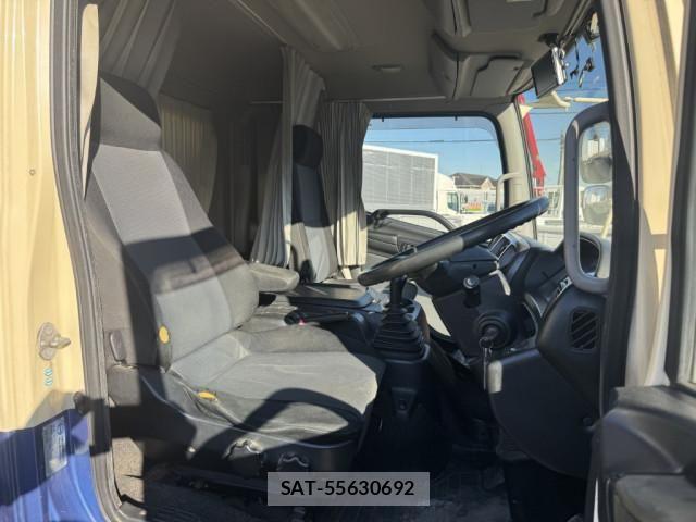Hino RANGER 2015-12 4979424-27