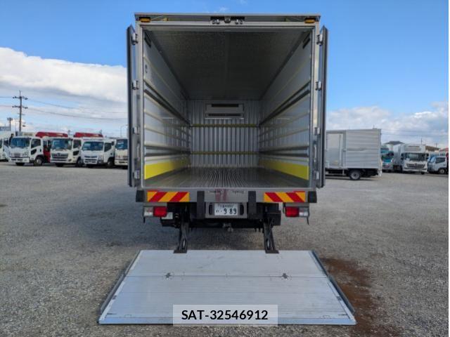 Hino RANGER 2023-03 4979327-9