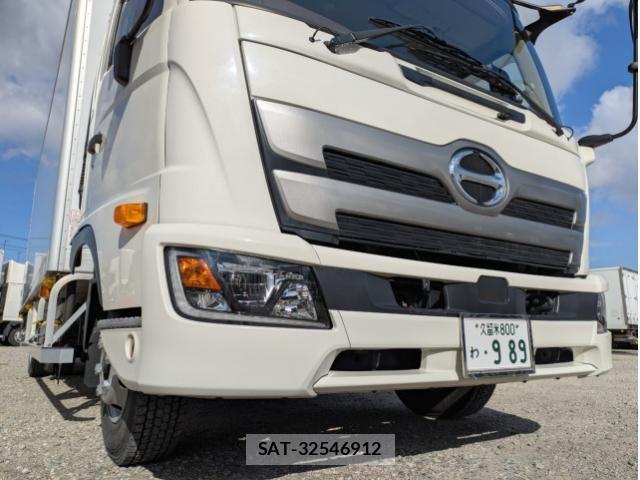 Hino RANGER 2023-03 4979327-2