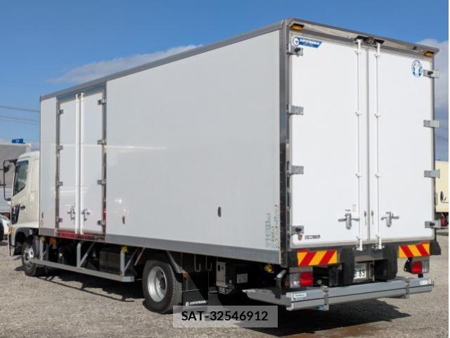 Hino RANGER 2023-03 4979327-4