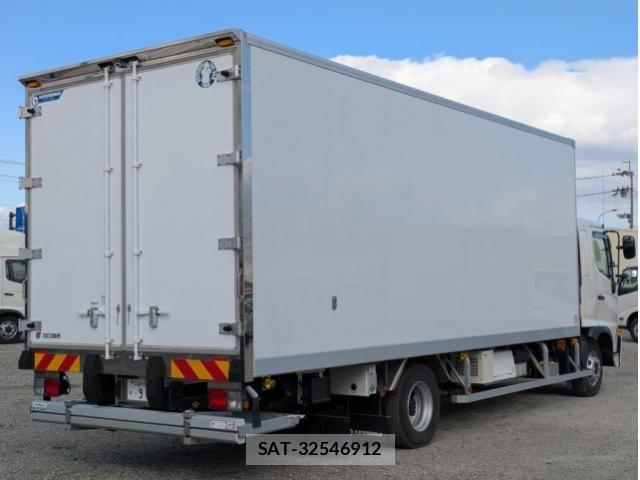 Hino RANGER 2023-03 4979327-6