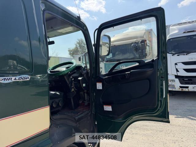 Hino RANGER 2014-02 4979455-18